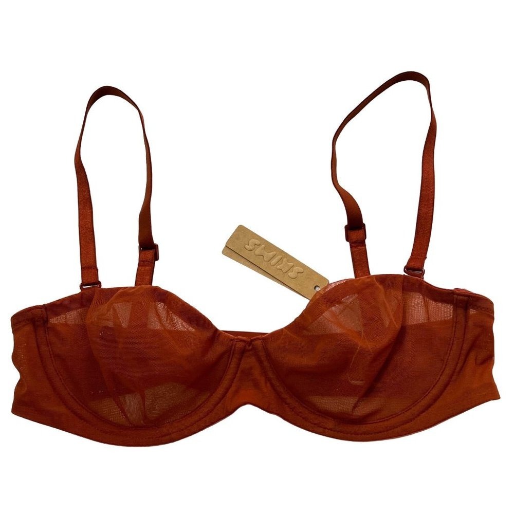 SKIMS Ultra Fine Mesh Strapless Bra Convertible Chili 32A
